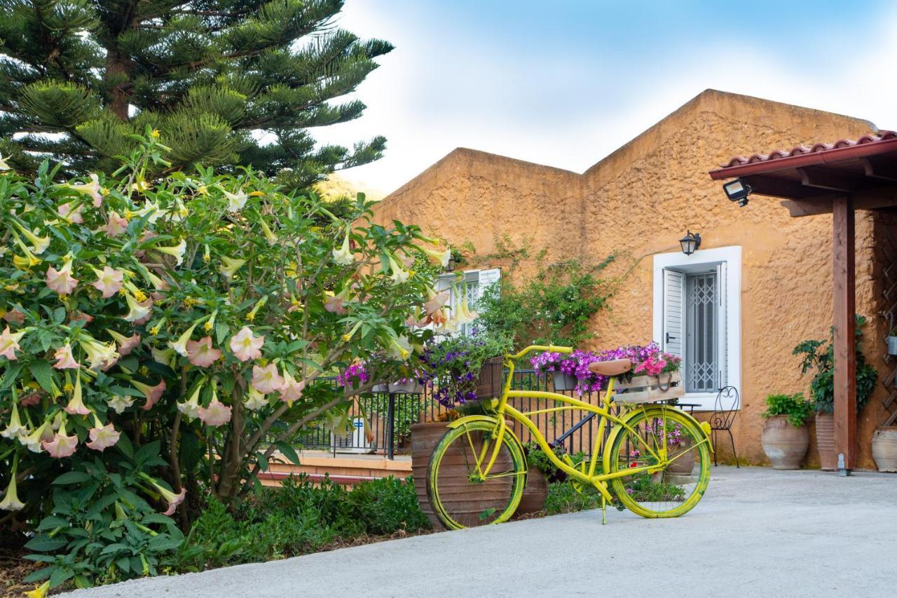 Apartmán Casa Arokaria Pendarianá Exteriér fotografie