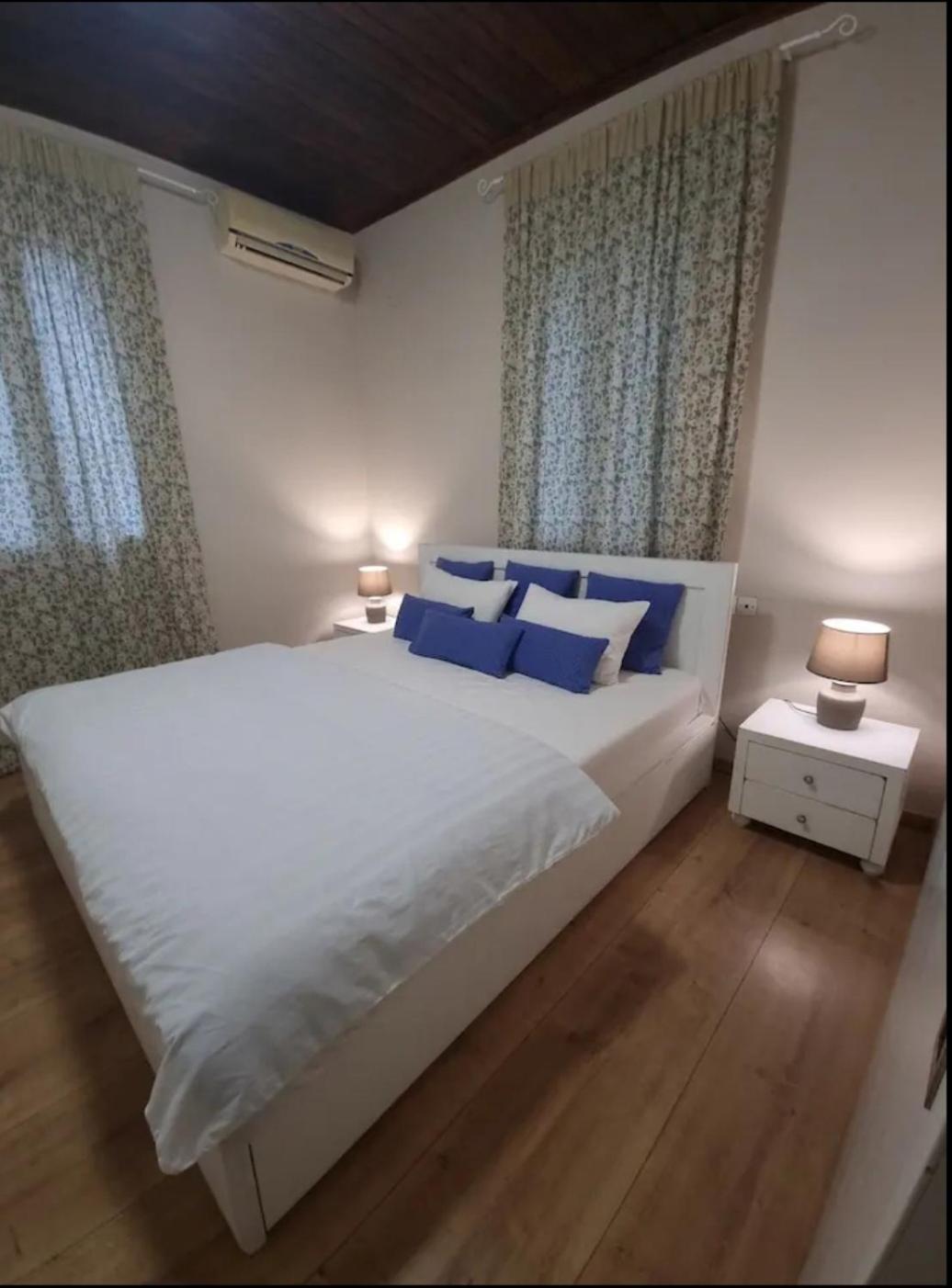 Apartmán Casa Arokaria Pendarianá Exteriér fotografie